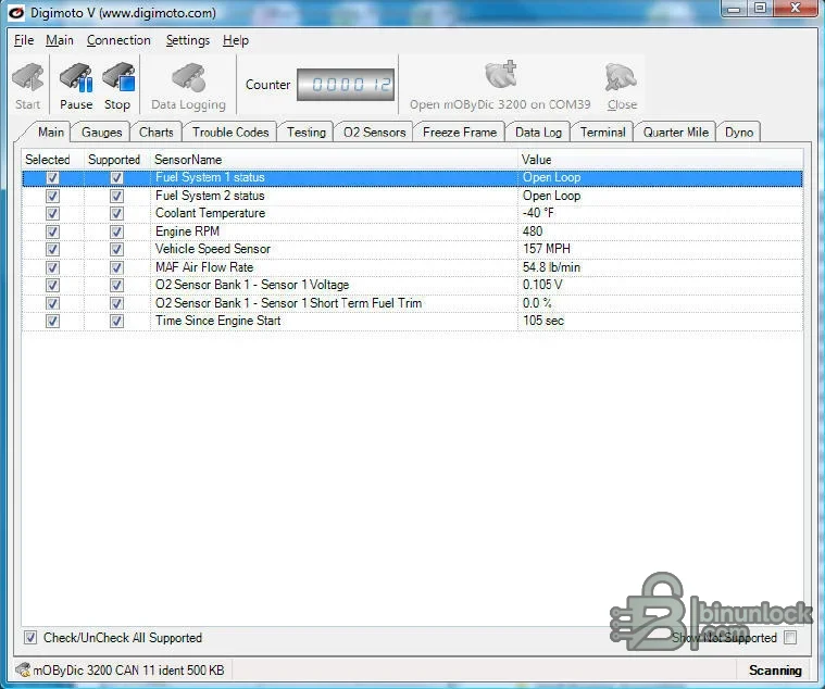 Digimoto live-data table with engine RPM, vehicle speed, airflow, oxygen sensor and fuel-trim values